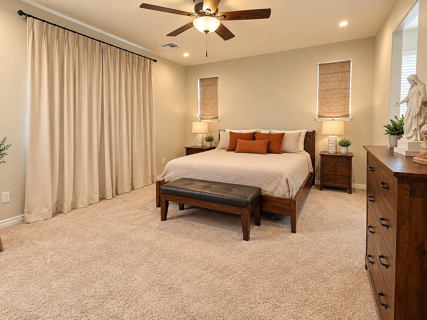4 bed, 1930 sqft, $2,600 — Photo 4