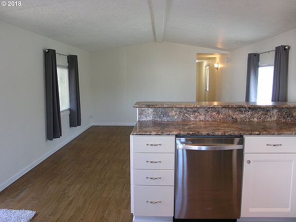 3rd image of 300 SW 7th Ave Unit 311