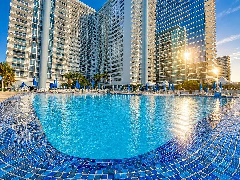 2030 S Ocean Dr #506 — Photo 11
