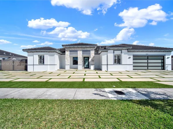 19059 SW 134th Ct, Miami, FL 33177