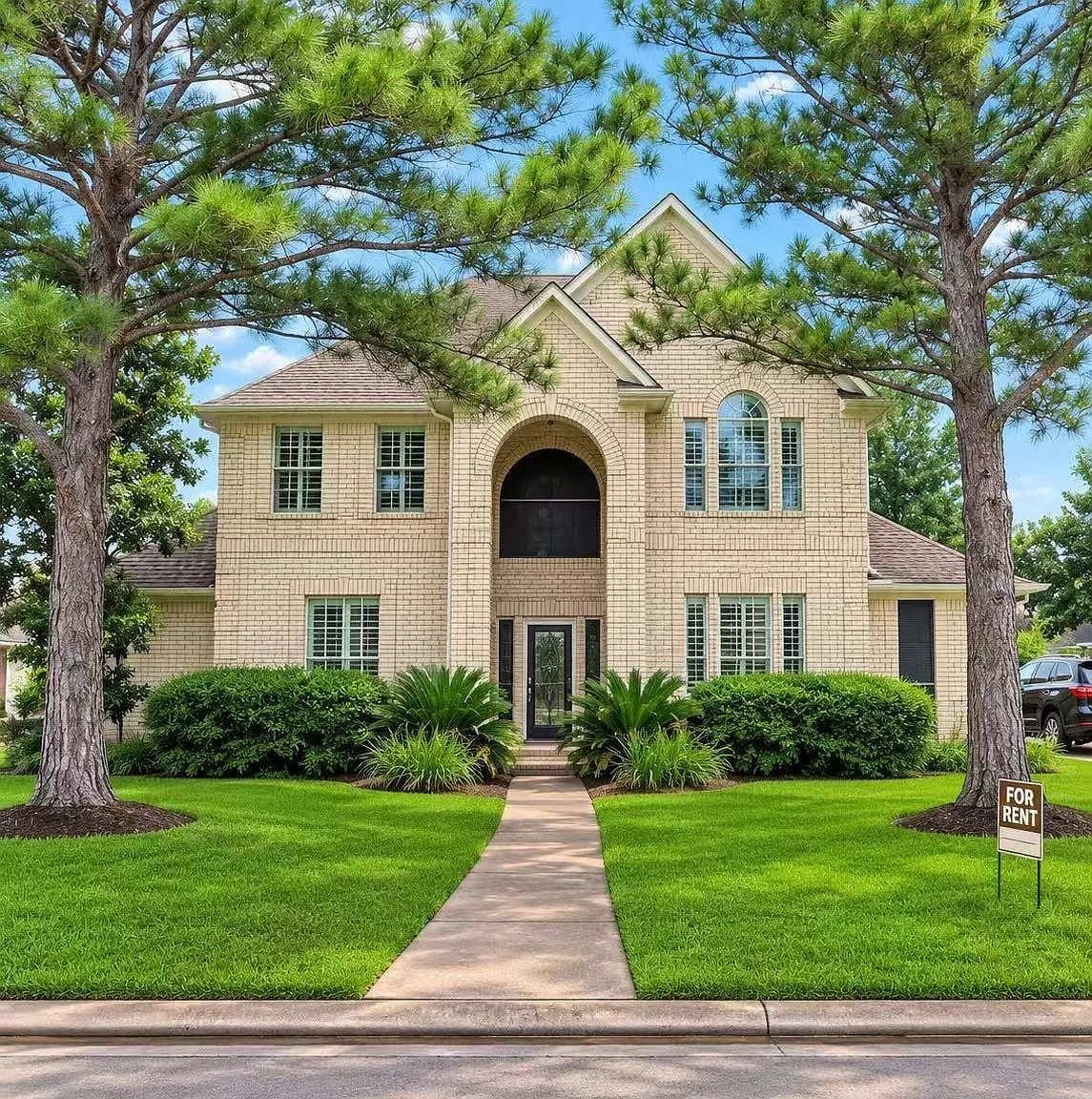 4 bed, 3.5 bath, 3118 sqft, $3,500 — Photo 1