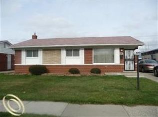 10606 N Oak Dr, Ferndale, MI