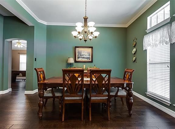 2nd image of 3907 Marchwood Dr
