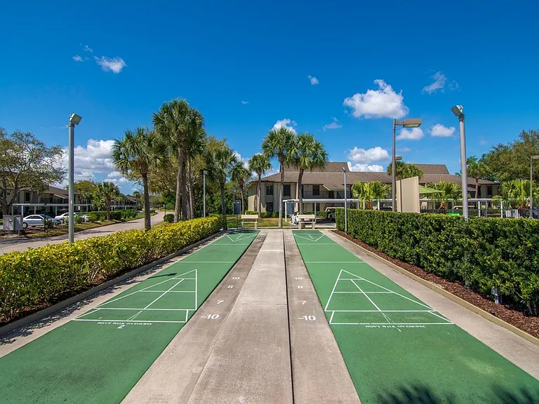 28 Plantation Dr #204 — Photo 35