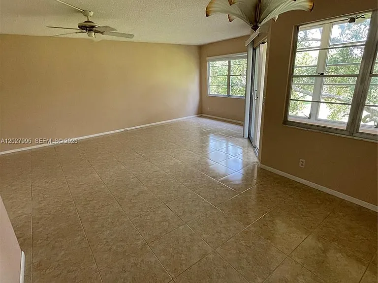 12800 SW 7th Ct #304G — Photo 3
