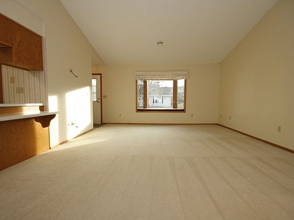 4th image of 2761 Mistwood Ct