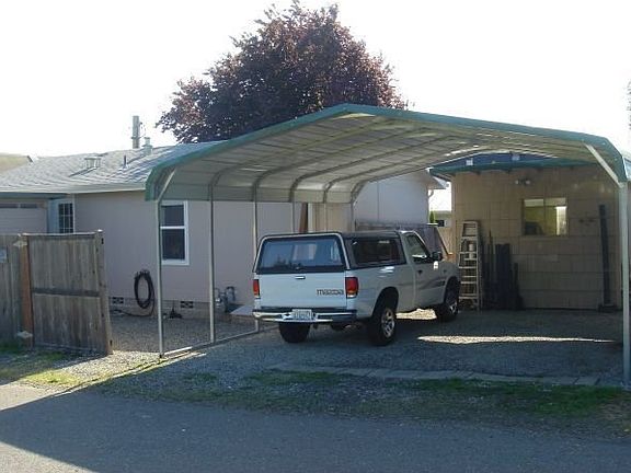 Bonus room & carpot
