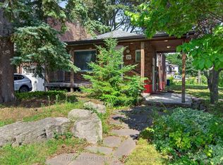 29 Red Deer Ave, Toronto, ON M1N 2Z1
