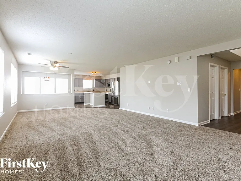 8114 Grove Berry Dr — Photo 2