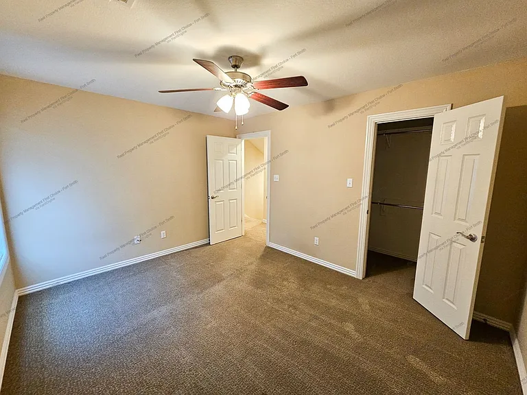 9907 Landry Dr — Photo 17