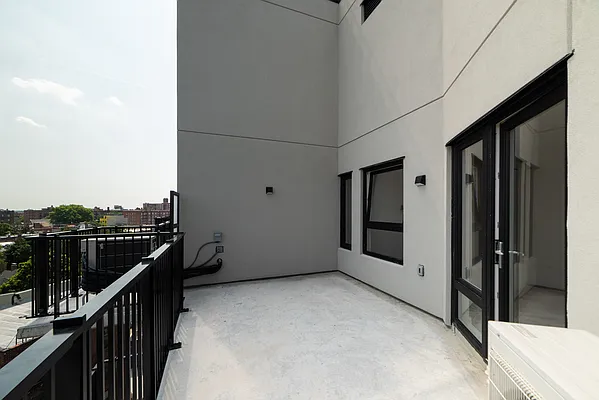 Rented by Key City Capital Inc | media 14