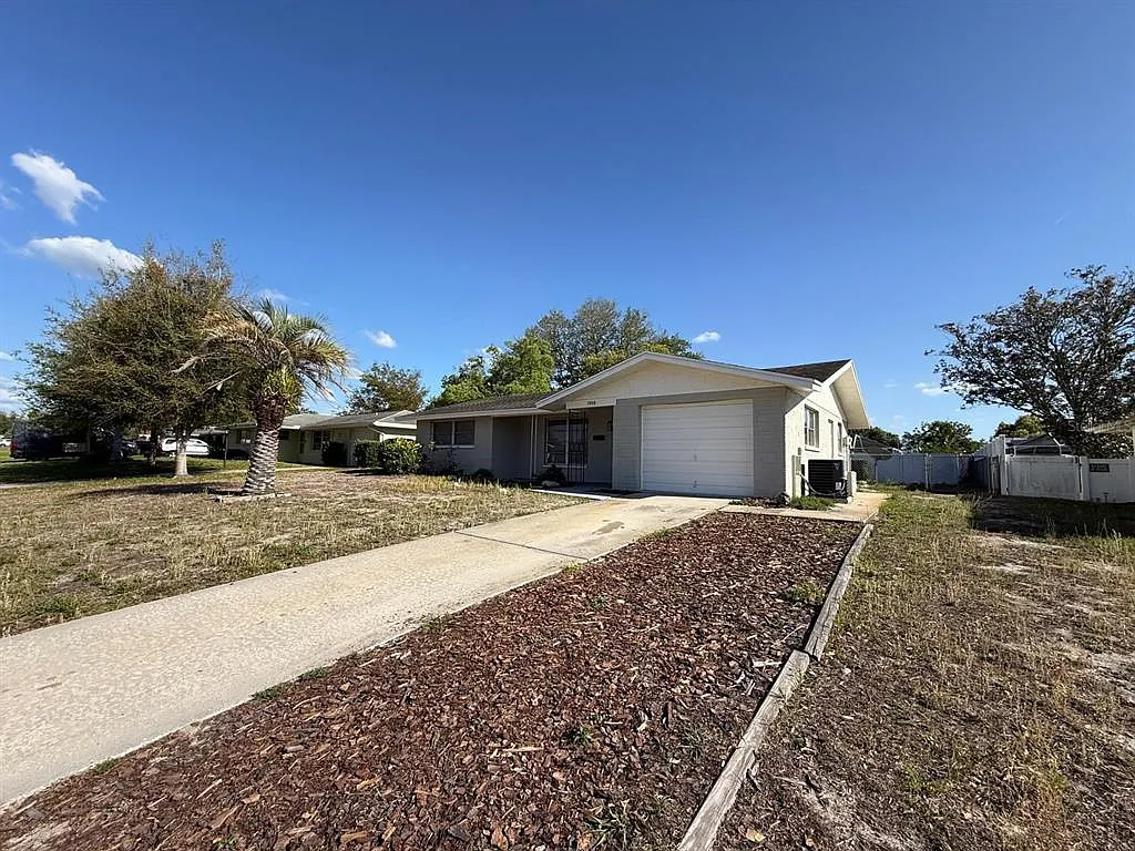 Building Photo - 7808 Talisman Dr