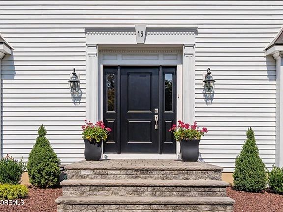 2nd image of 15 Huntley Road