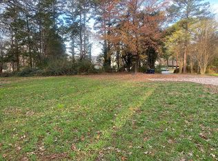 6945 Potter Rd, Matthews, NC 28104