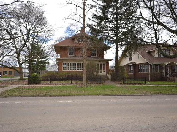 2301 Western Ave, Mattoon, IL 61938