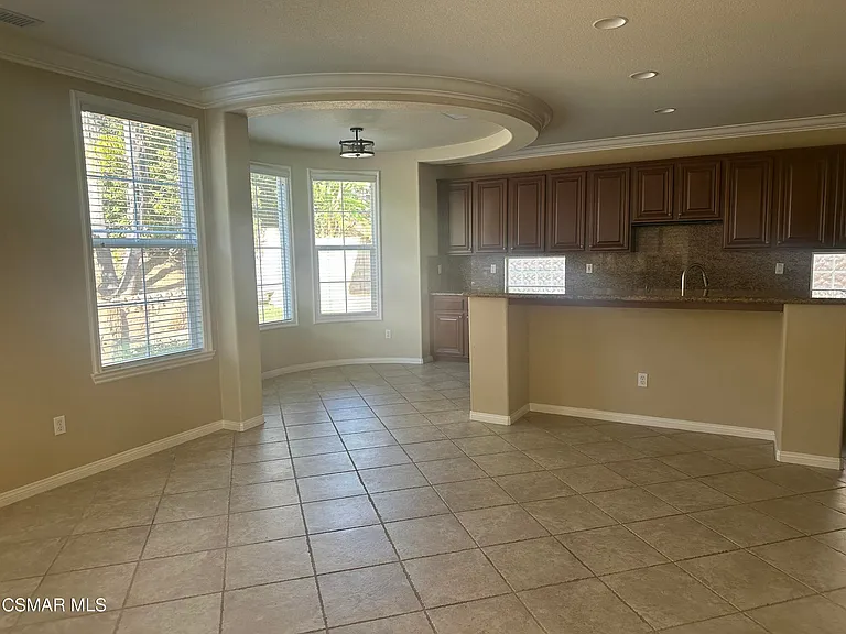 3073 Heavenly Ridge St — Photo 10