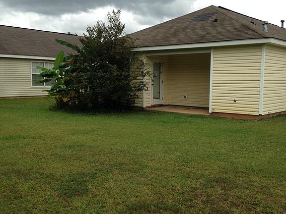 878 Hamilton Bridges Dr W Rear