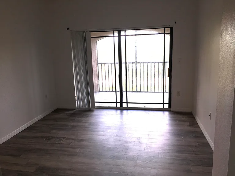 2801 Sarento Pl #302 — Photo 6