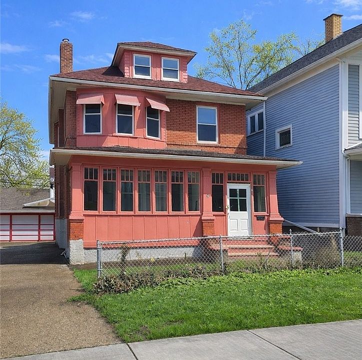1st image of 87 Merrimac St