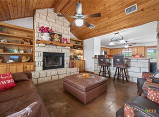 1077 Burdette Wells Rd, Lockhart, TX 78644