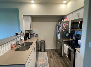 16401 NW Chadwick Way UNIT 204, Portland, OR 97229