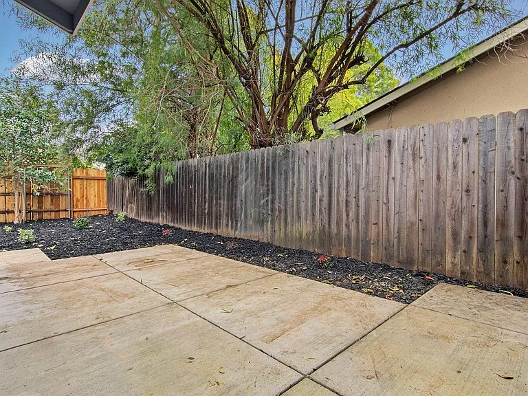 8737 Grayling Way — Photo 29
