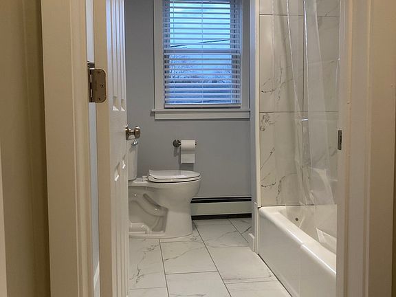 5th image of 98 Lyman Ave Floor 2
