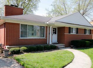 21712 Yale St, Saint Clair Shores, MI 48081