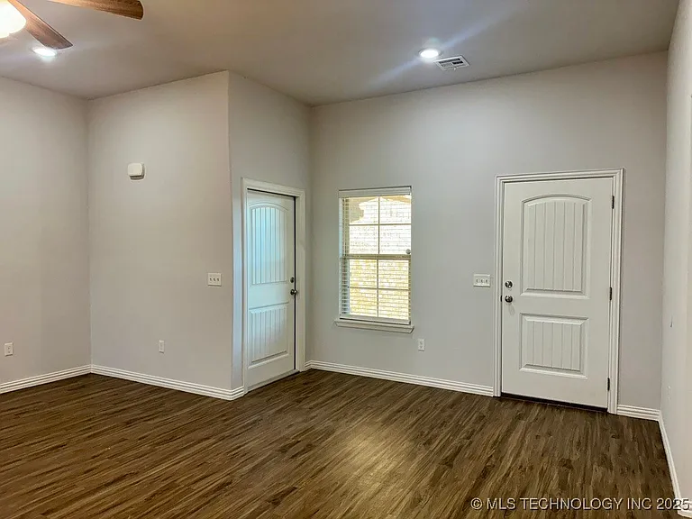 3608 Prairie Xing — Photo 3