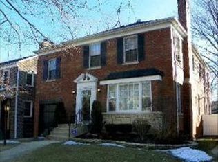 9201 S Bell Ave, Chicago, IL 60643