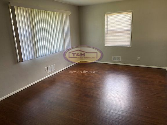 5th image of 4771 N Longworth Ave