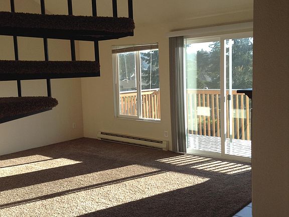 5th image of 851 4th Ave N APT 301