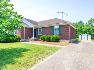 219 River Oaks Dr, Shepherdsville, KY 40165