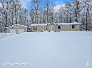 2002 W Isabella Rd, Midland, MI 48640