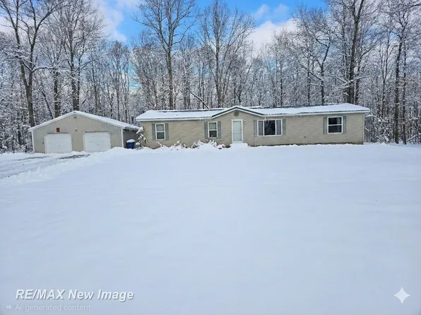 2002 W Isabella Rd, Midland, MI 48640