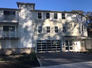 195 Avenue Cabrillo, El Granada, CA 94018