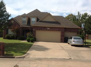1205 Fairway St, Claremore, OK 74019