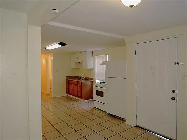 7204 Hickory St #B — Photo 9