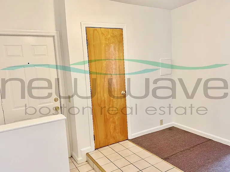 19 Peterborough St #3 — Photo 7