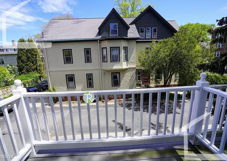 1 Langdon Sq. #6 Cambridge (Harvard Square) Unit Photo 2