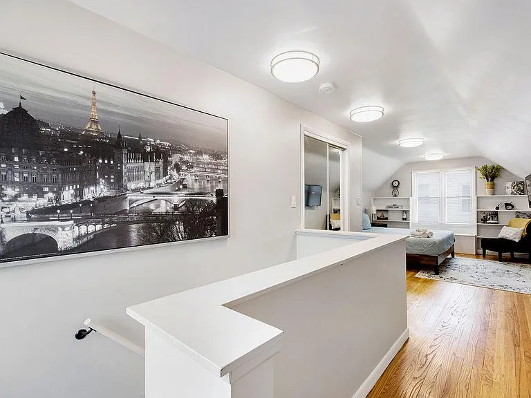 2024 Rowland Ave — Photo 12