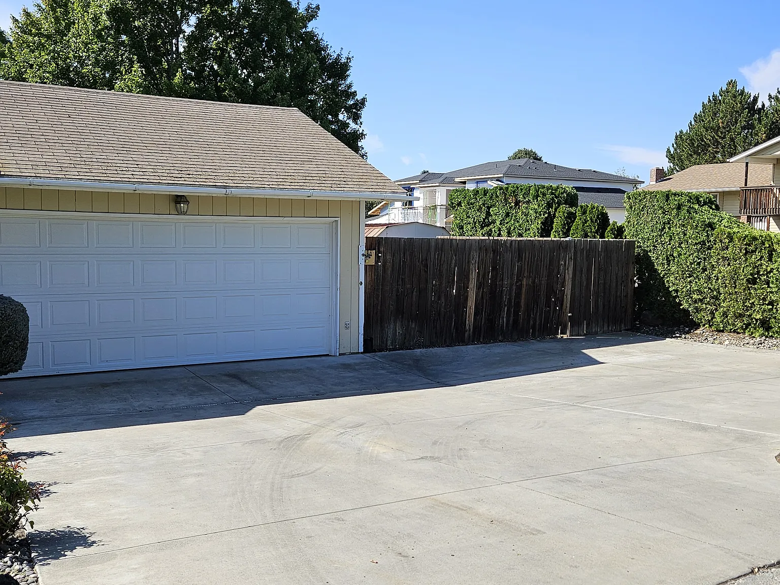 3 bed, 1012 sqft, $1,795 — Photo 3