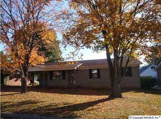 1216 Pennylane SE, Decatur, AL 35601