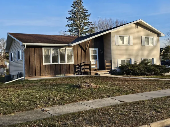 501 Madison Ave, Tomah, WI 54660