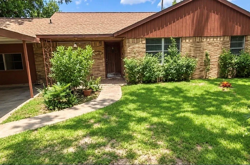 5711 Turtle Creek Rd