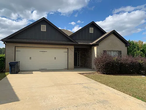 1329 Tulip Ct Photo 1