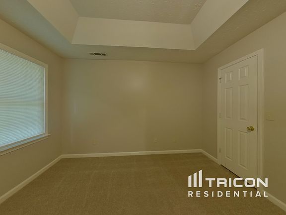 5th image of 360 Christian Woods Dr SE