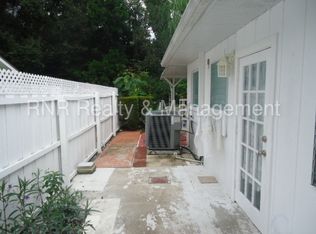 2325 Bougainvillea St, Sarasota, FL 34239