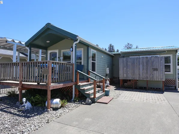 16 Pine Ln, Lakeside, OR 97449