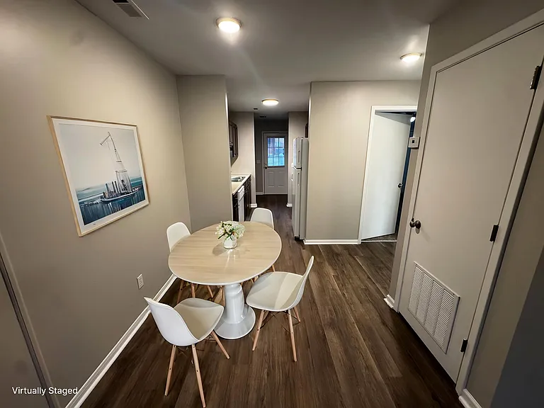 Oak Ridge Apartments — Photo 20